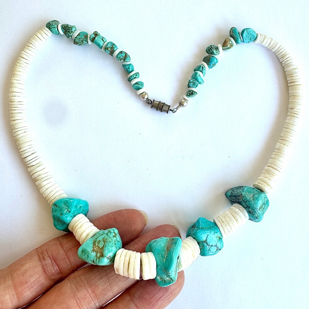 VTG Native American Heishi Necklace Turquoise 18in Graduated Clam Shell Handmade
